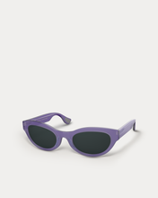 Load image into Gallery viewer, ACTIVE | Munro
