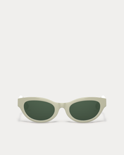 Load image into Gallery viewer, ACTIVE | Munro
